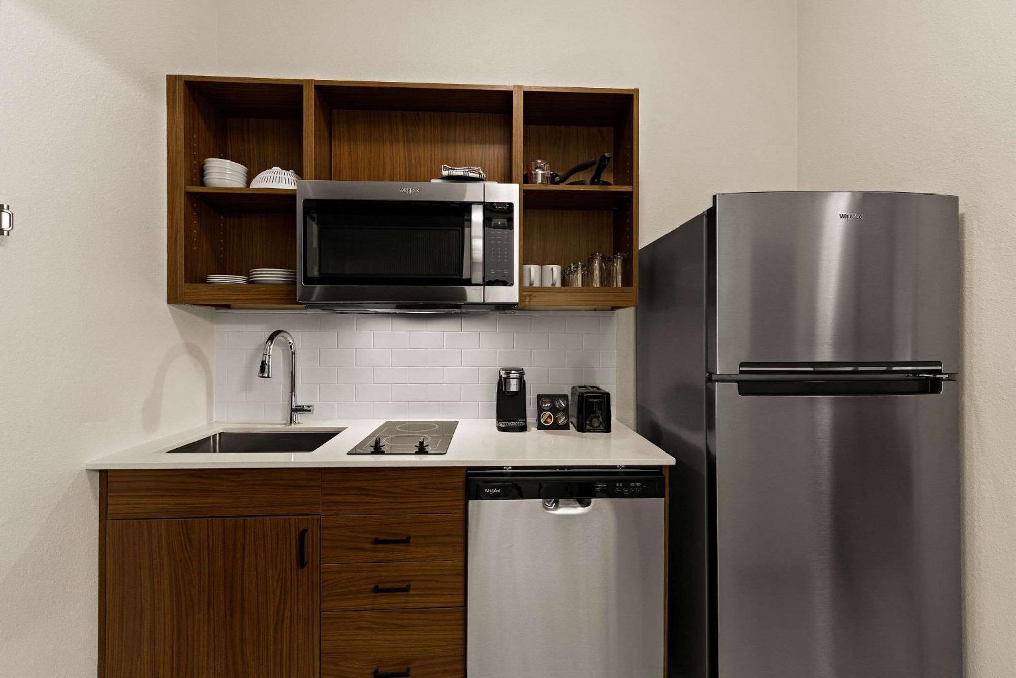 Everhome Suites Atlanta Нюнан Екстериор снимка